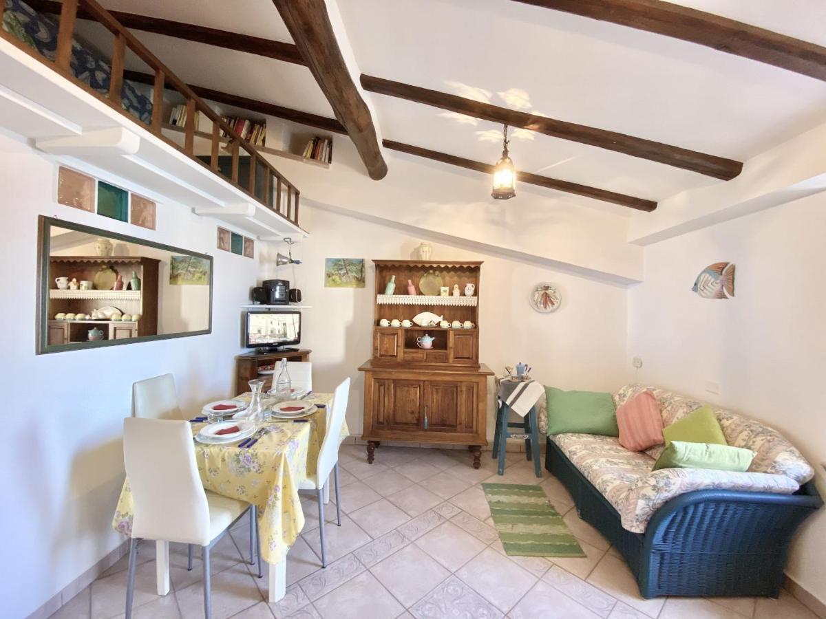 holidaycasa Gio - in centro vista mare Sperlonga Exterior foto