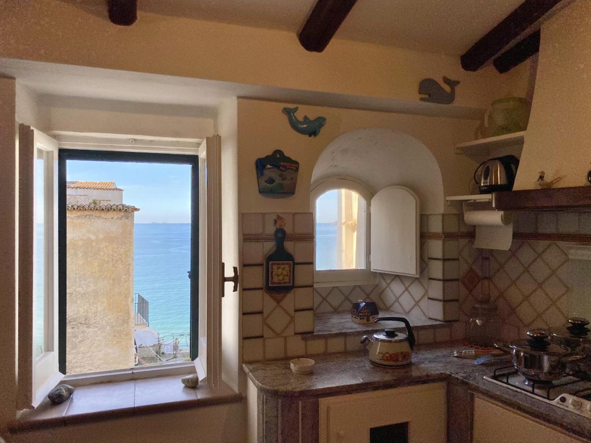 holidaycasa Gio - in centro vista mare Sperlonga Exterior foto
