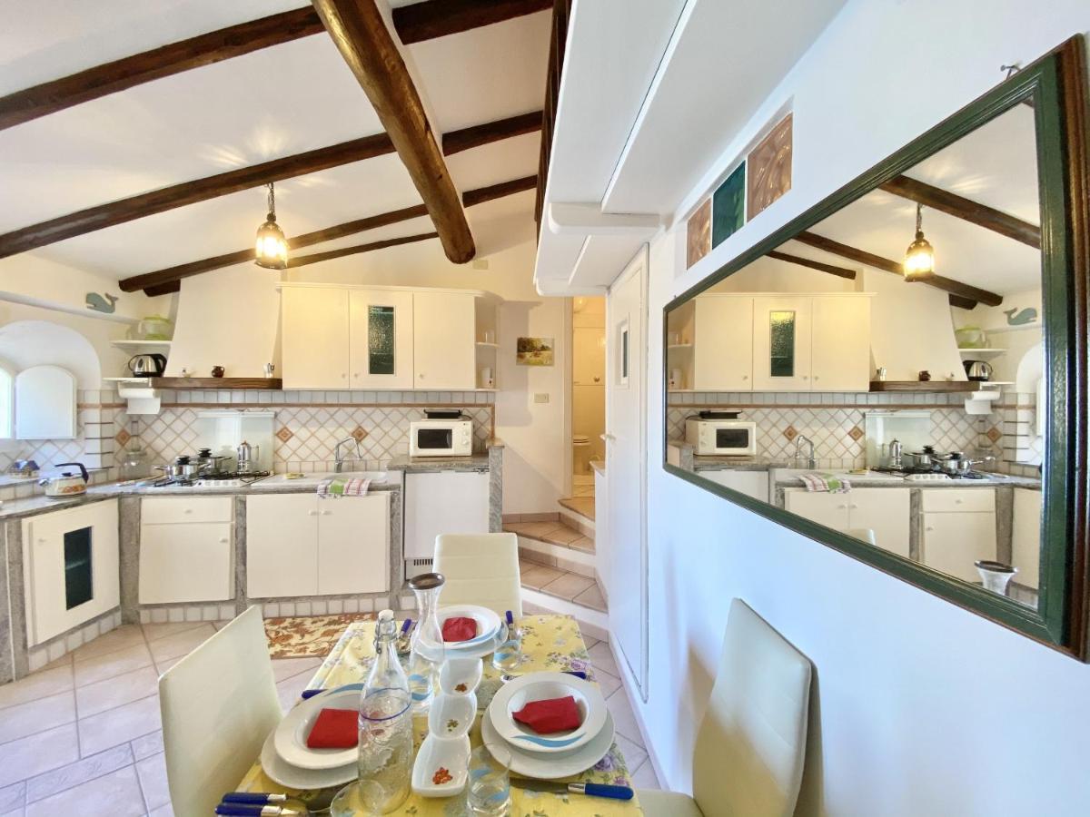 holidaycasa Gio - in centro vista mare Sperlonga Exterior foto